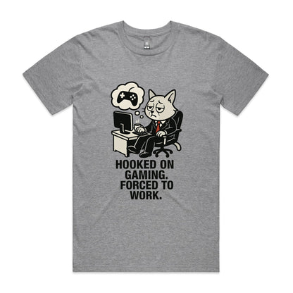 Hooked on Gaming – Cat Gamer Tee